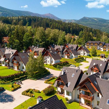 Wonder Home - Domki Gorskie Na Osiedlu Dozorowanym, Z Kominkami I Placem Zabaw Karpacz Exterior photo